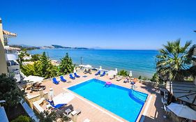 Nefeli Beach - Living By The Sea